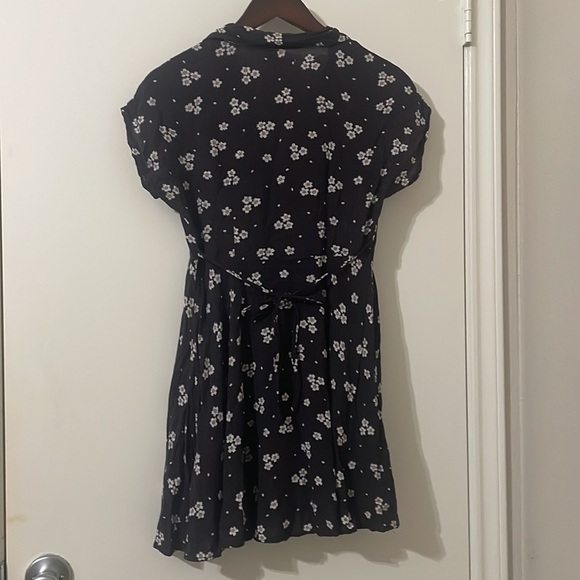Kimchi Blue Lucy Floral Printed Shirt Dress Size XS - Picture 6 of 15